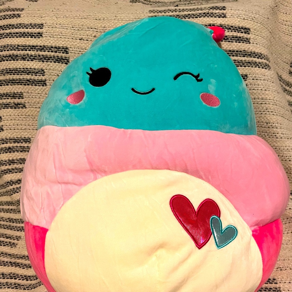 Valentine’s Day Squishmallow